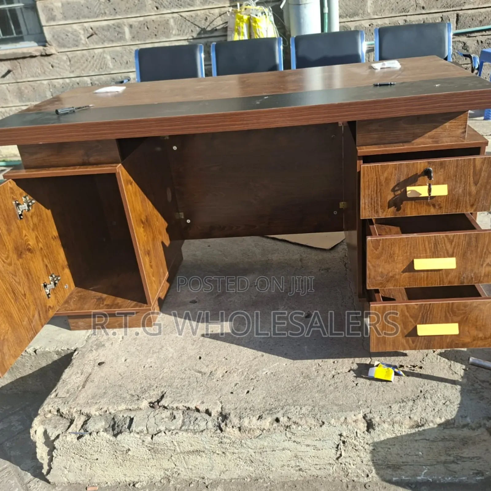 Imported 1.4 Metre Office Desk – Spacious Durable