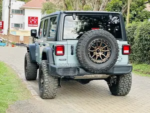 Jeep Wrangler Sahara 4 Door 4x4 2024 Green