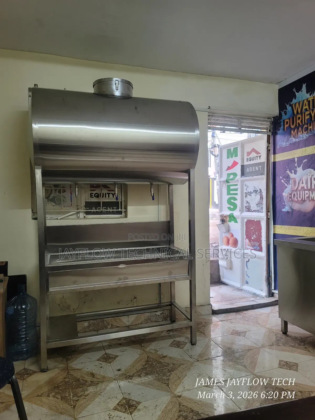 Stainless Steel Raised Holding Tank 300 LTRS