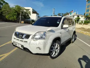 Nissan X-Trail 2013 White