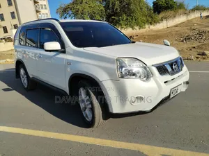 Nissan X-Trail 2013 White