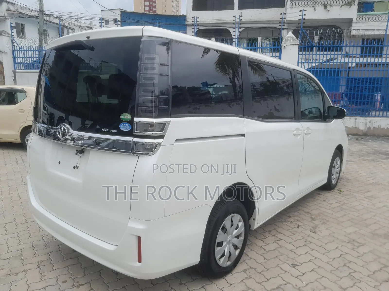 Toyota Voxy 2018 White