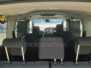 Toyota Voxy 2018 White