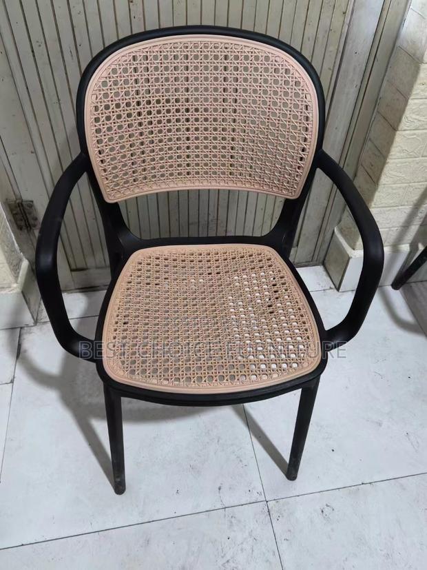 Dining Chair : Stackable Polypropylene Plastic Armchair - thumbnail 11