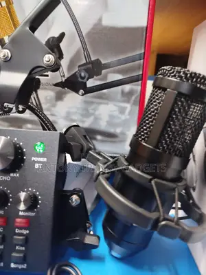 V8 Live Sound Card, Bm800 Condenser Microphone With V8 Sound Card