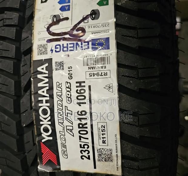 235/70r16 Yokohama G015 A.T