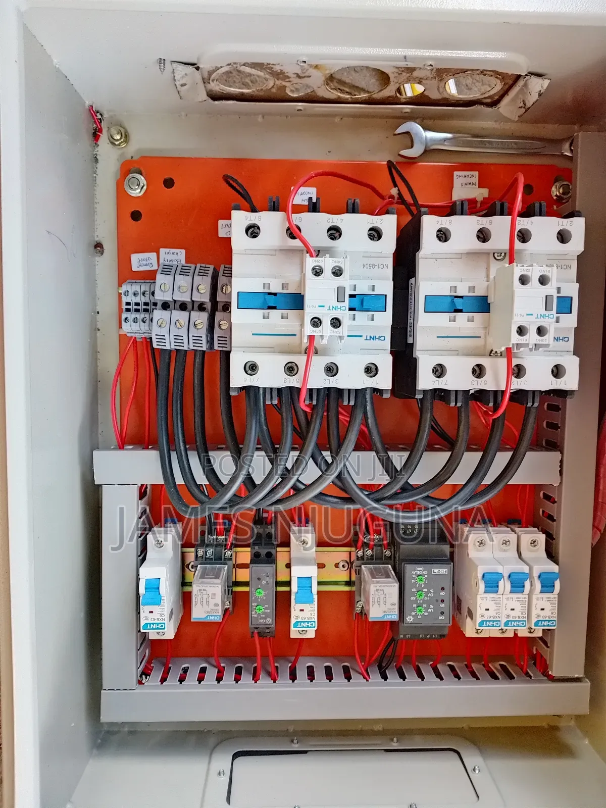 Electrician Around