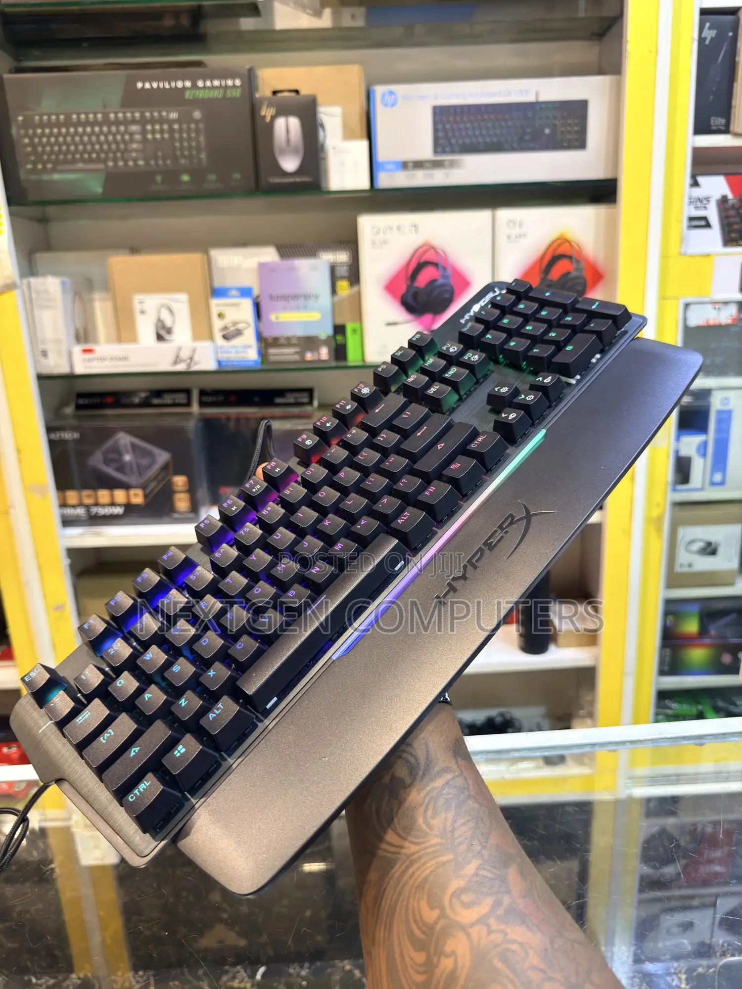 Hyper X Alloy Mkw100 Mechanical RGB Gaming Keyboard With Wrist Wrest