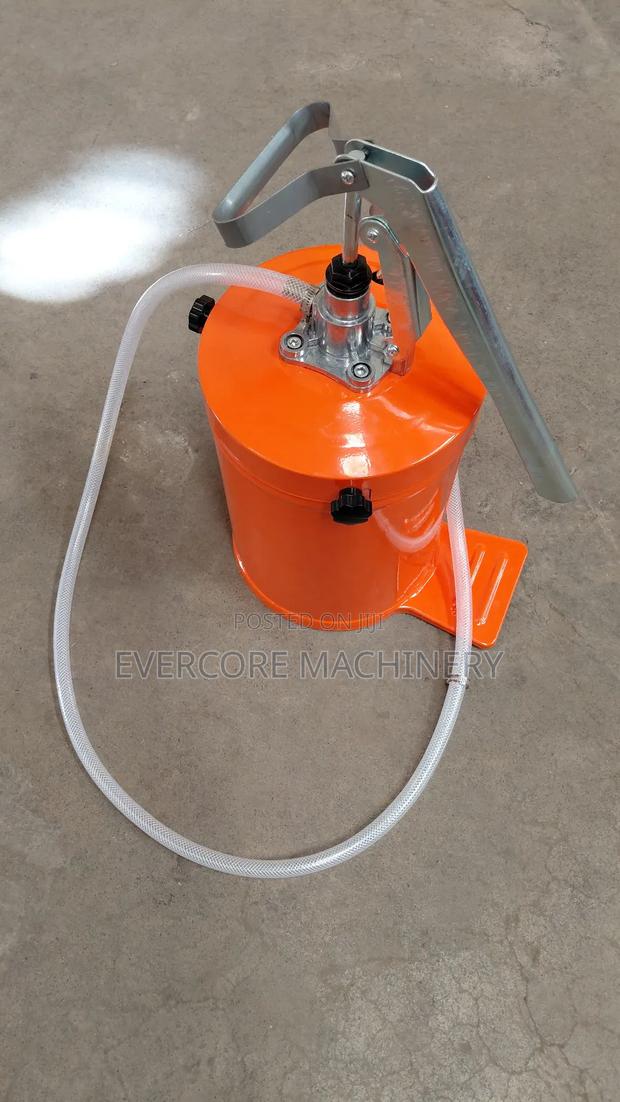 Quality Manual Cc Pumps Offer. - main view