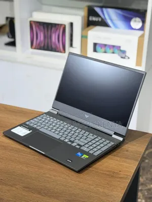 New Laptop HP Victus 15 16GB Intel Core i7 SSD 512GB