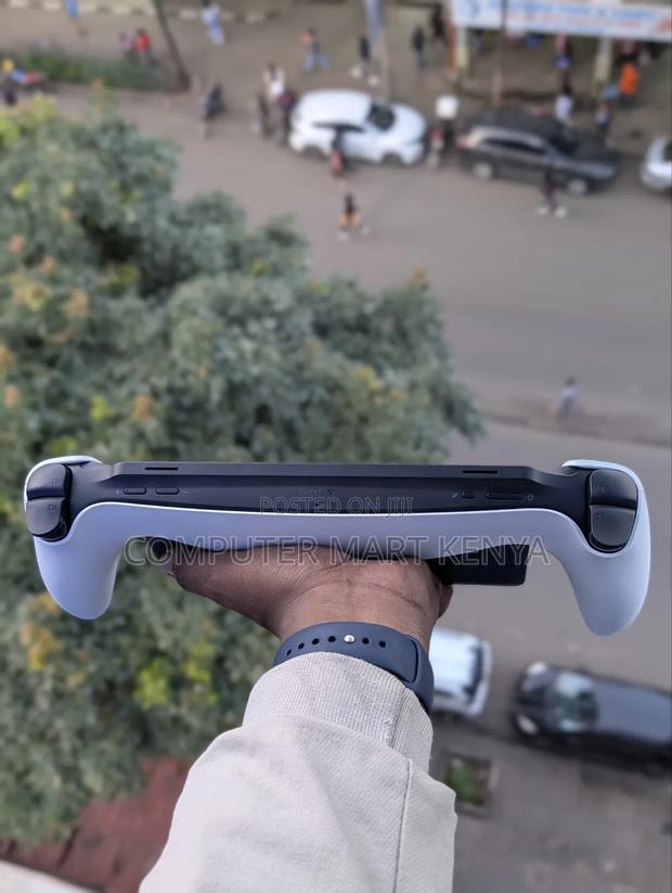 New Playstation Portable Remote Player 5 - thumbnail 6