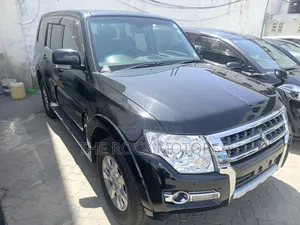 Mitsubishi Pajero 2019 Black