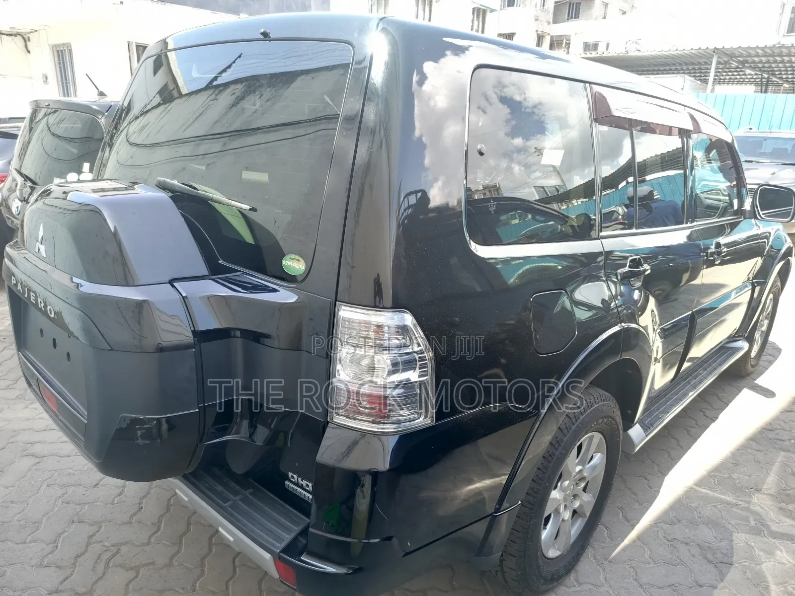 Mitsubishi Pajero 2019 Black