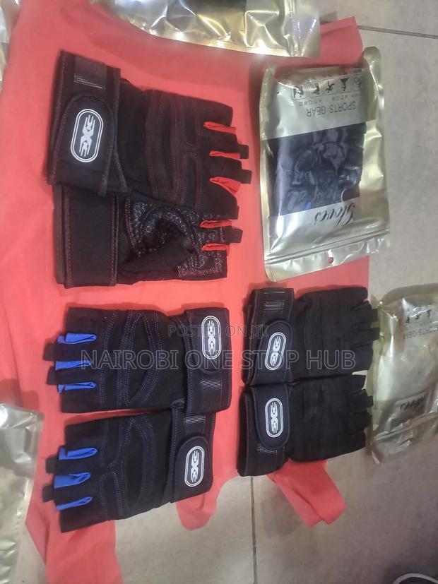 Half Finger Gym Gloves