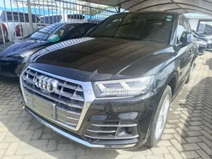 Audi Q5 2.0T Premium AWD quattro 2019 Black