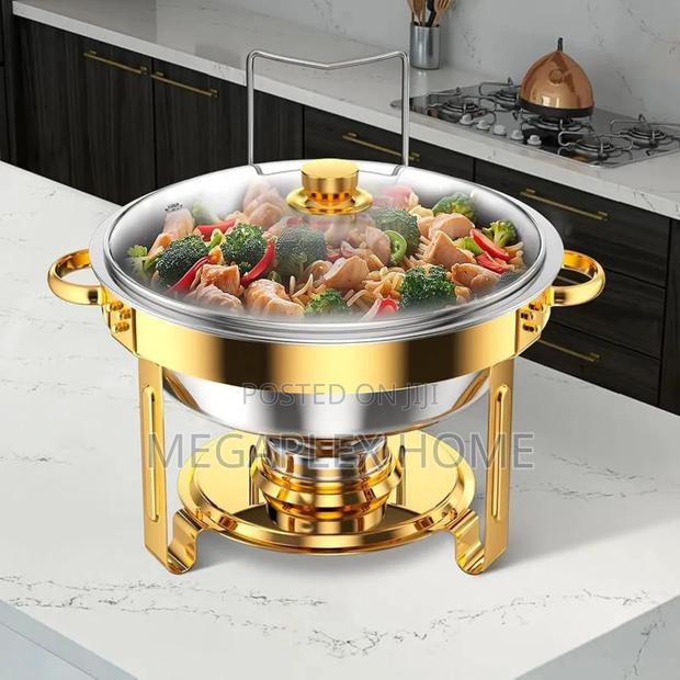 Round Stainless Steel Chafing Dish With Golden Accents - main view
