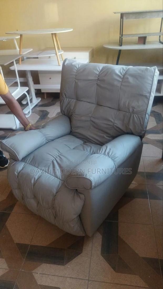 Exagative Chair