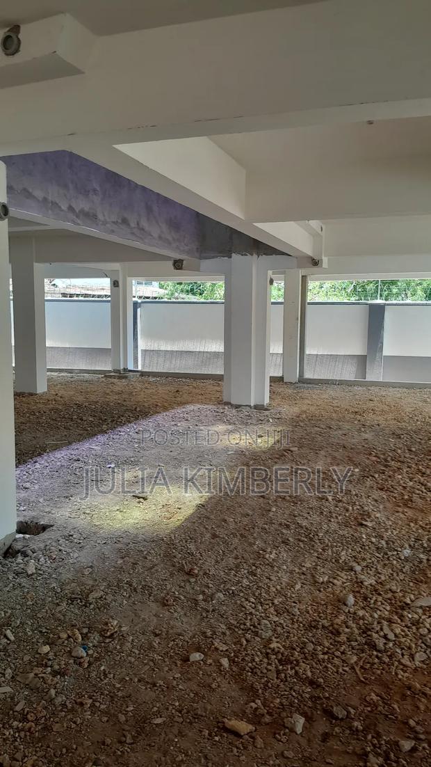4bdrm Apartment in Nyali, Ziwa la Ngombe for sale