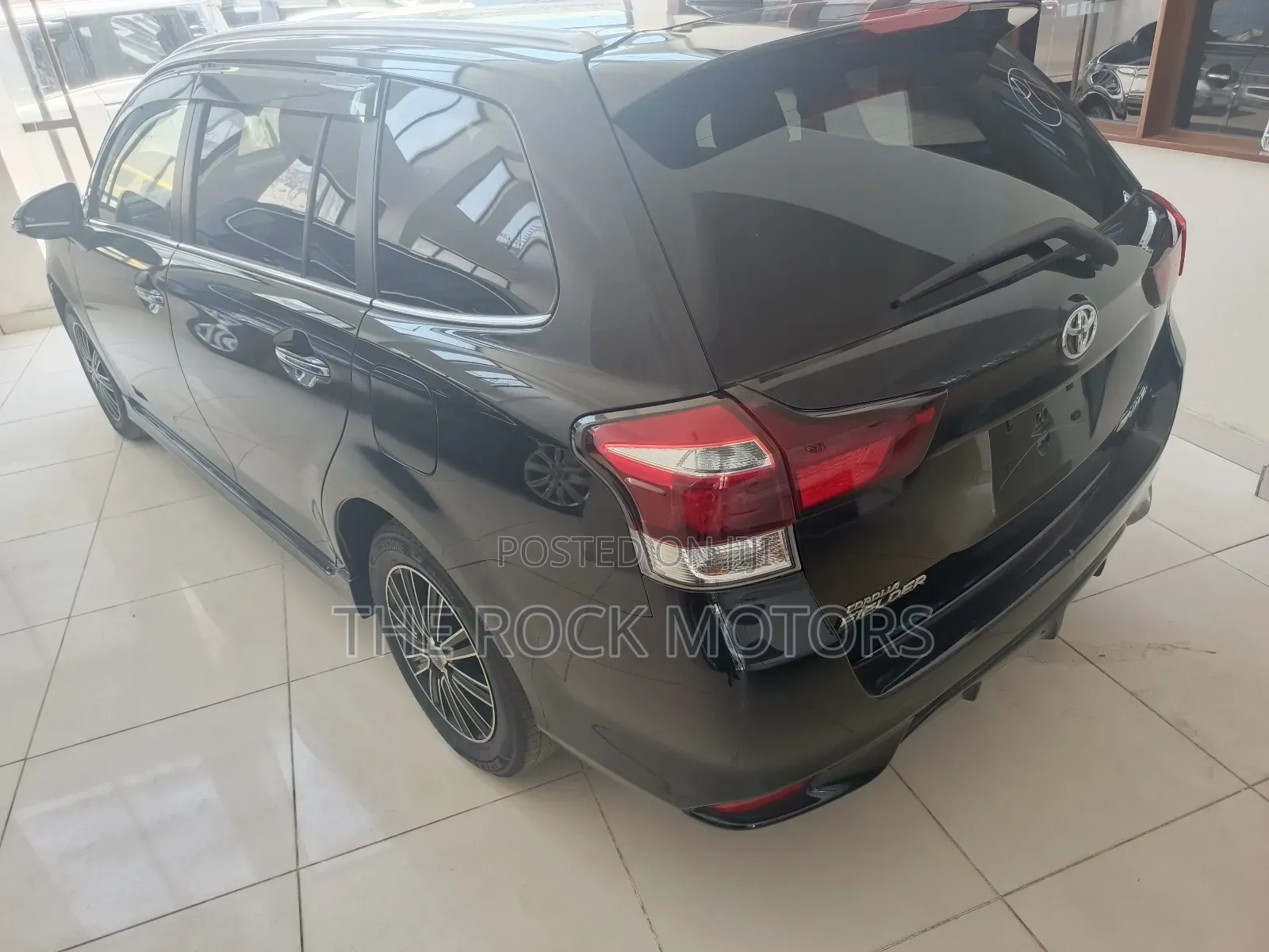Toyota Corolla Fielder 2019 Black