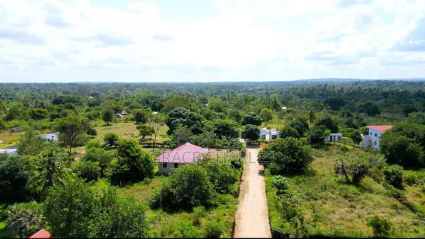 Diani Mwambungo - main view