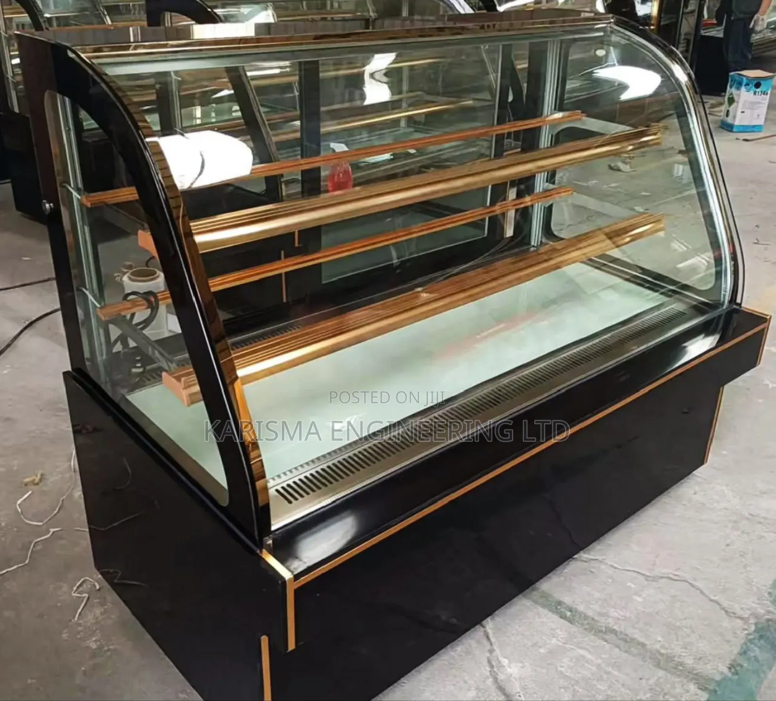 Commercial Curved Glass Cake Display
