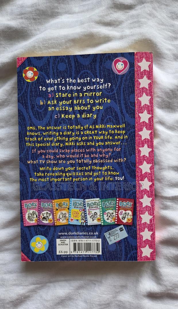 Dork Diaries: All About Me Diary - thumbnail 3