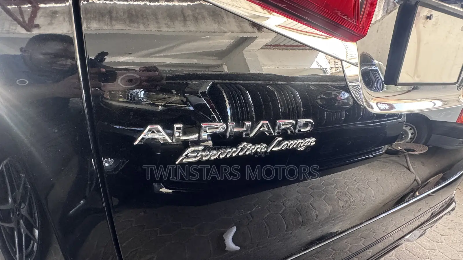 Toyota Alphard 2.5 Petrol FWD 2021 Black