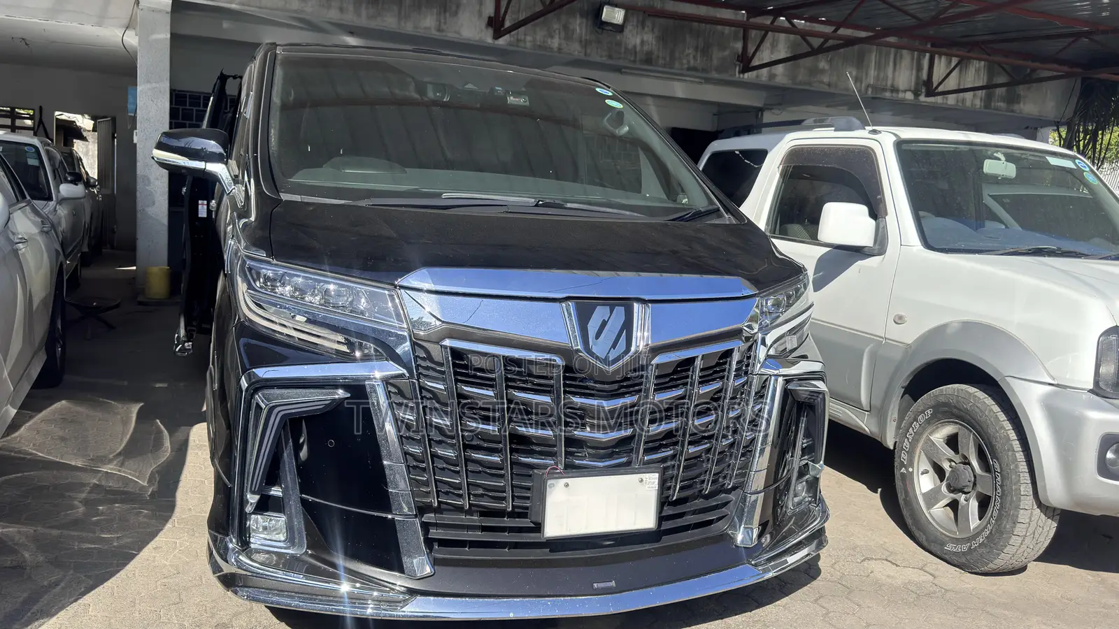 Toyota Alphard 2.5 Petrol FWD 2021 Black