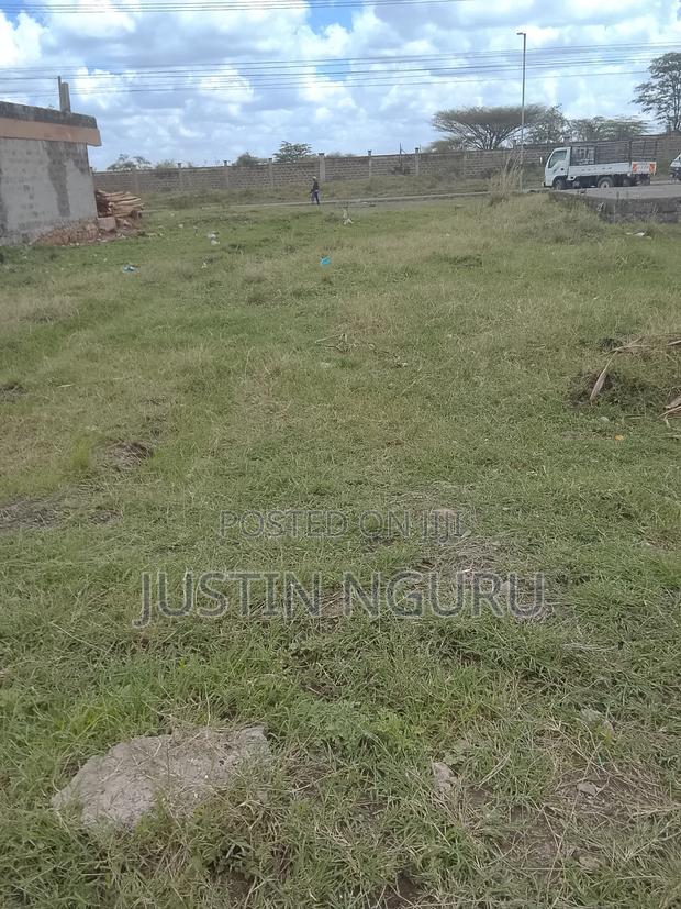 Sale of Aplot 50by100 Tarmac - main view