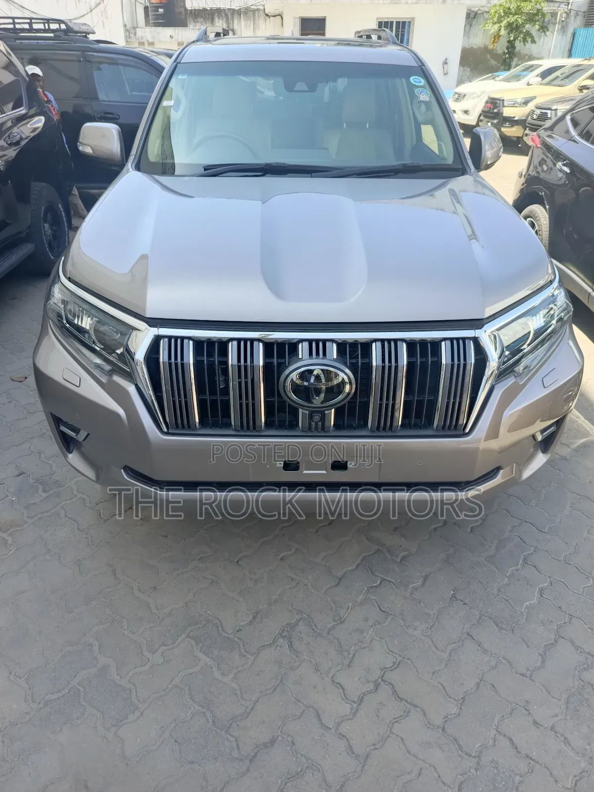 Toyota Land Cruiser Prado 2.7 2019 Gold