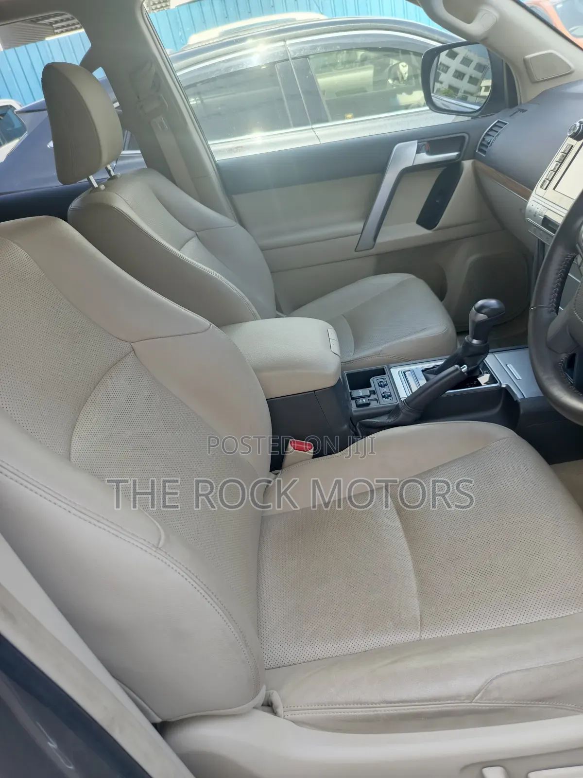 Toyota Land Cruiser Prado 2.7 2019 Gold