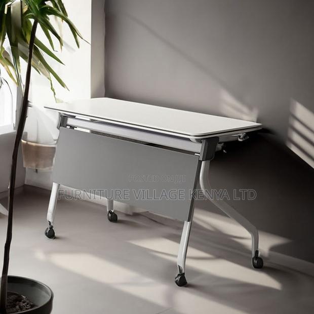 Foldable Table; 1200mm Foldable Training Office Table - thumbnail 6