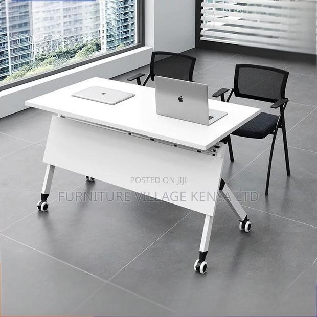 Foldable Table; 1200mm Foldable Training Office Table - thumbnail 8