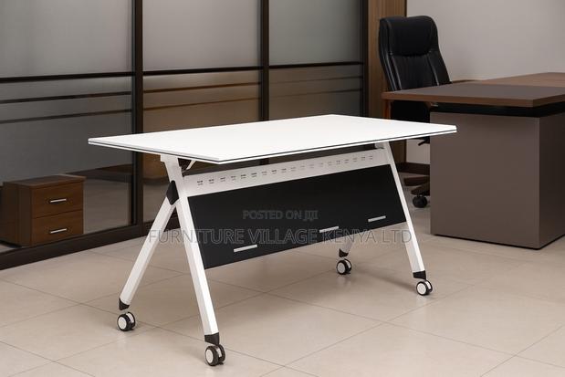 Foldable Table; 1200mm Foldable Training Office Table - thumbnail 17