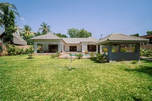 3bdrm Villa in La-Marina Creekside, Mtwapa for sale