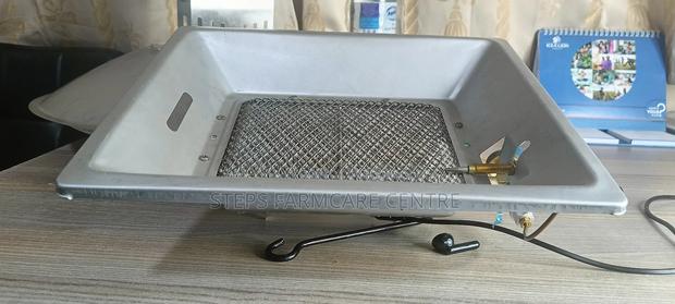 300-1000 Chick Gas Brooder Warmer - thumbnail 3
