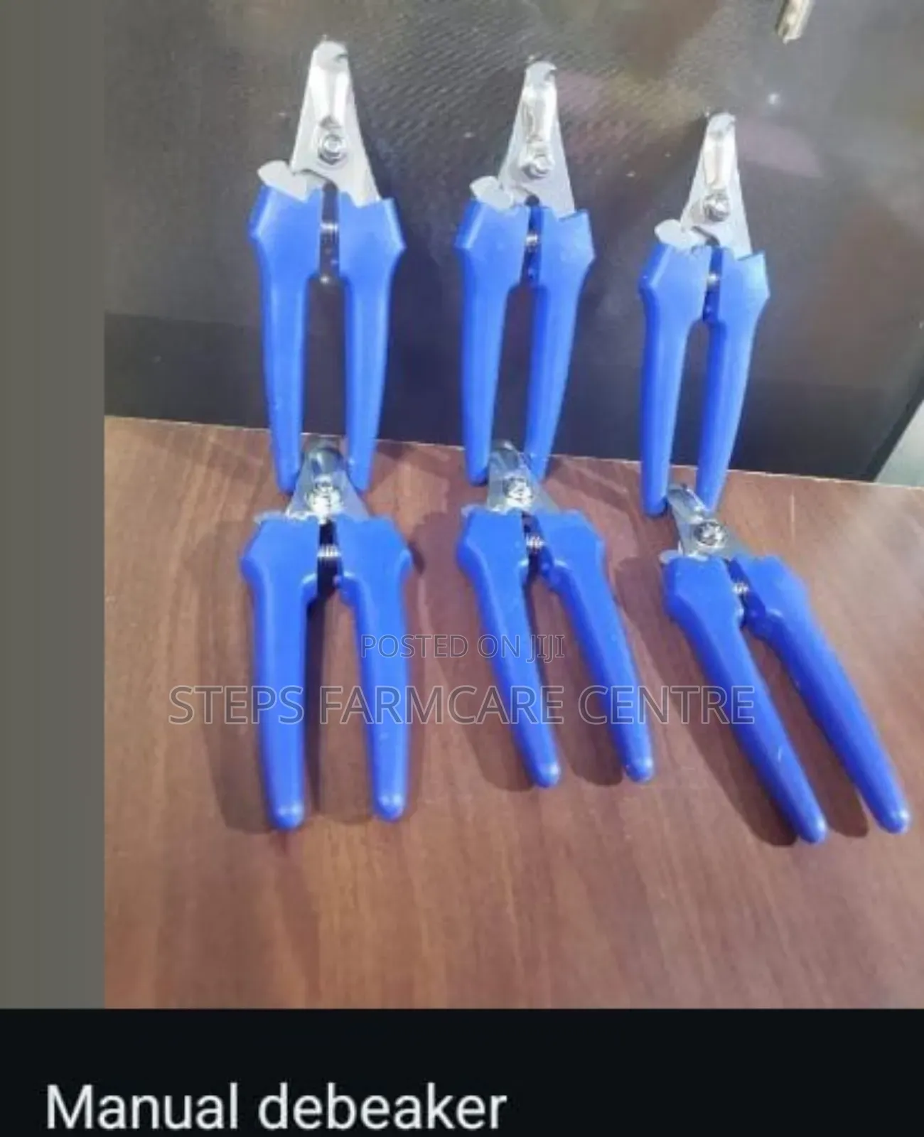 Tail Dockers/Cutter .