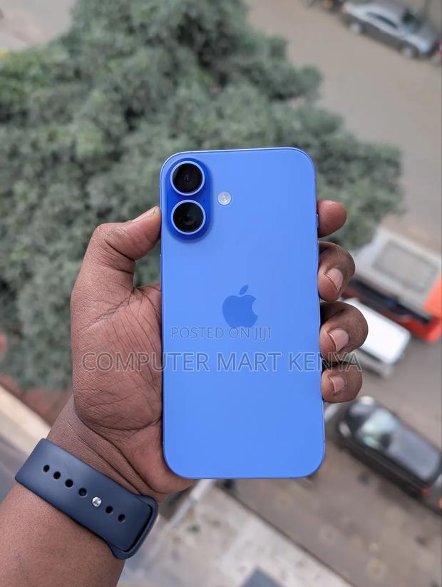 New Apple iPhone 16 256 GB Blue - main view