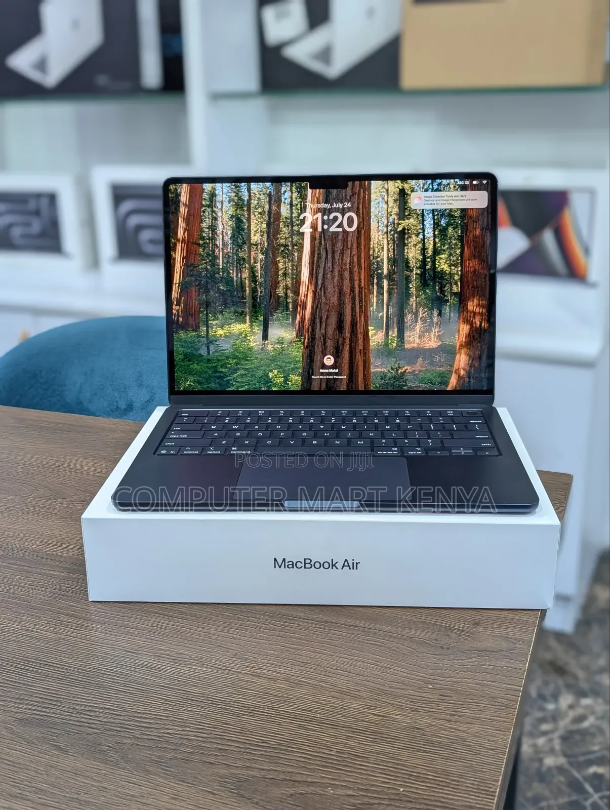 New Laptop Apple MacBook Air 2025 M4 16GB Apple M4 SSD 256GB