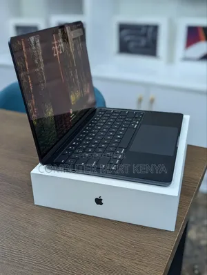 New Laptop Apple MacBook Air 2025 M4 13-inch 16GB Apple M4 SSD 256GB