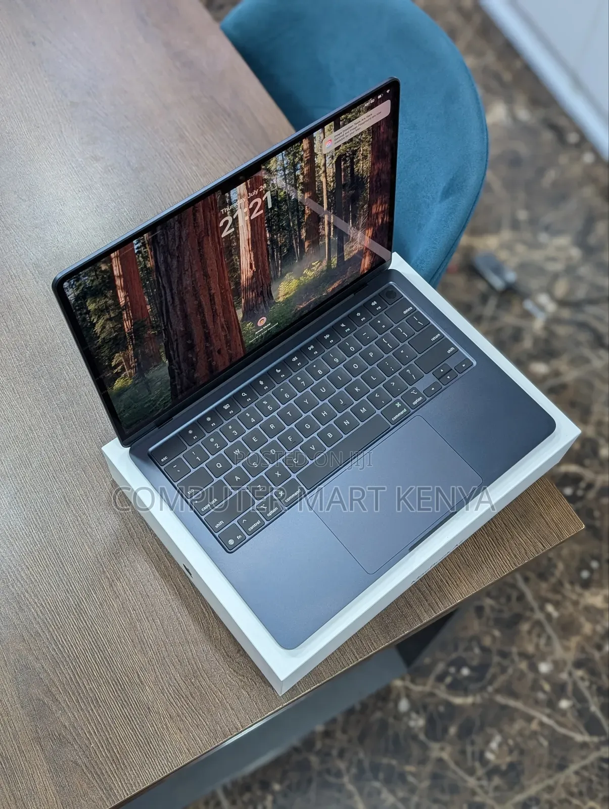 New Laptop Apple MacBook Air 2025 M4 16GB Apple M4 SSD 256GB
