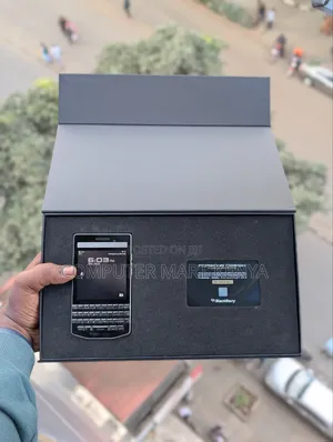 BlackBerry Porsche Design P'9983 64 GB Black