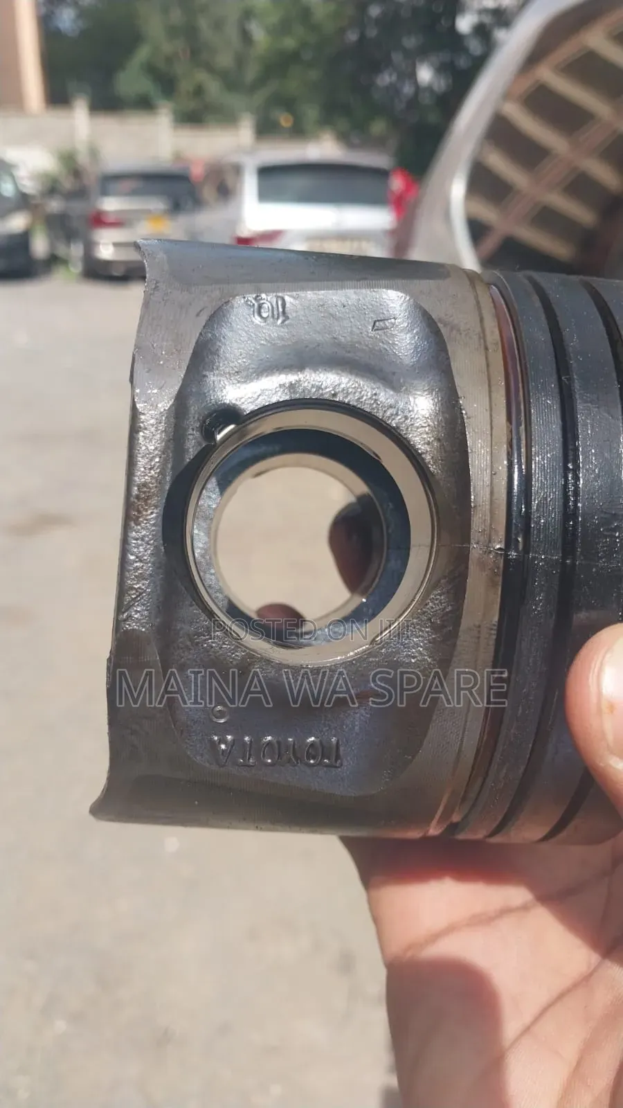 J150 Pistons