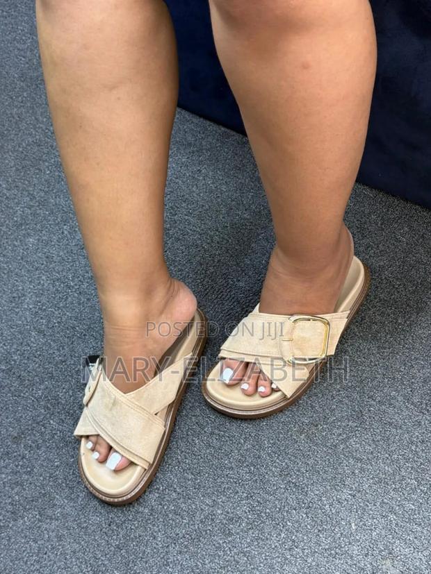 Chic Treads - thumbnail 10