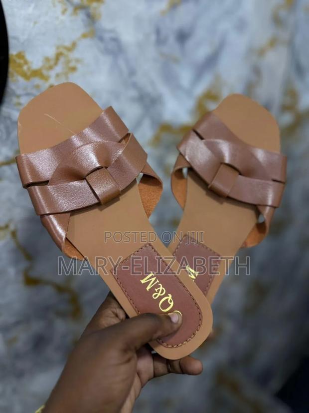 Chic Treads - thumbnail 11