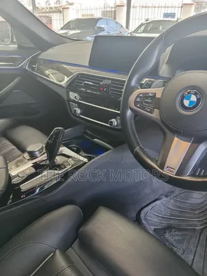 BMW G-Series 2018 White