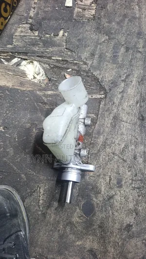 Daihatsu Mira Break Master Cylinder