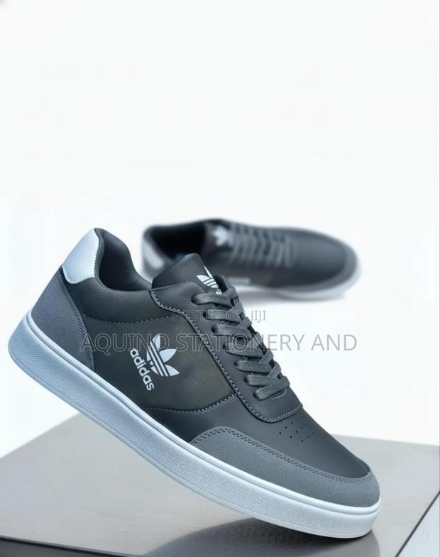 Quality Casual Sneakers Men - main view