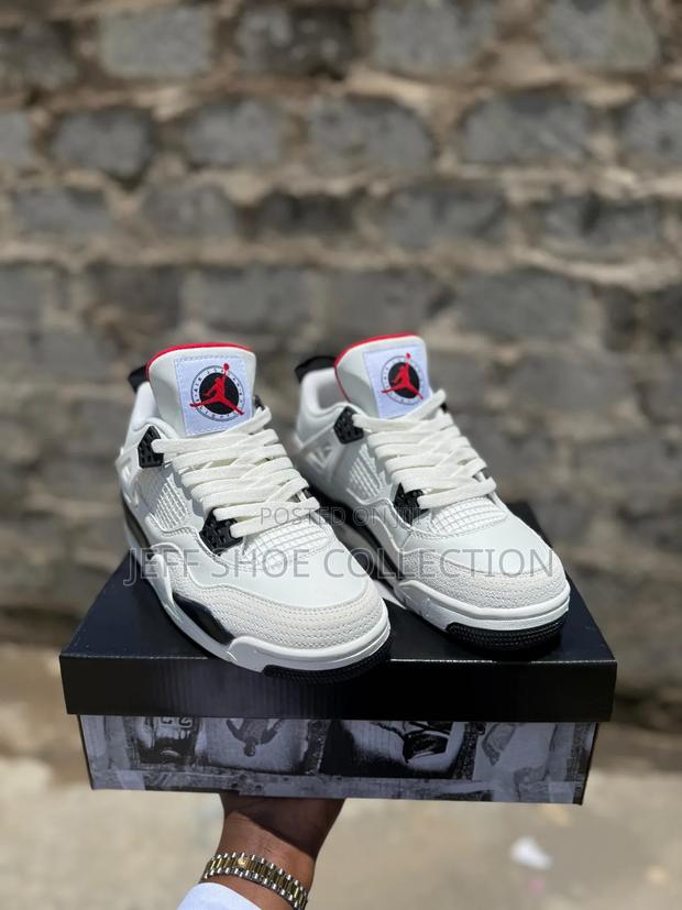 Air Jordan 4 “Flight Club “ - main view