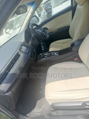 Honda Vezel 2020 Green
